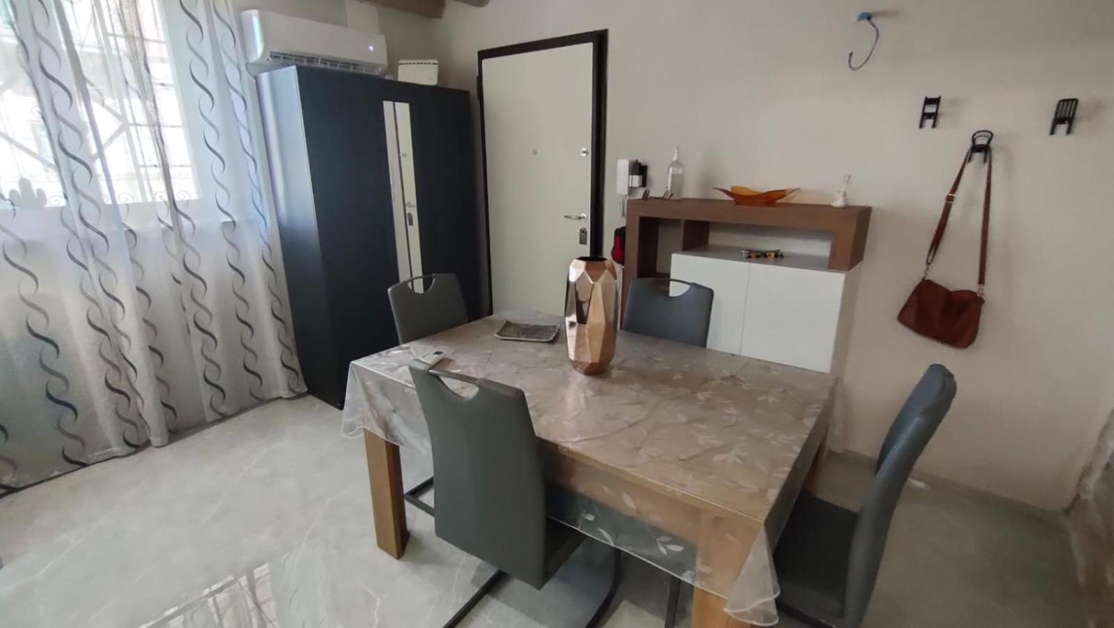 Louis Home Syracuse Екстер'єр фото