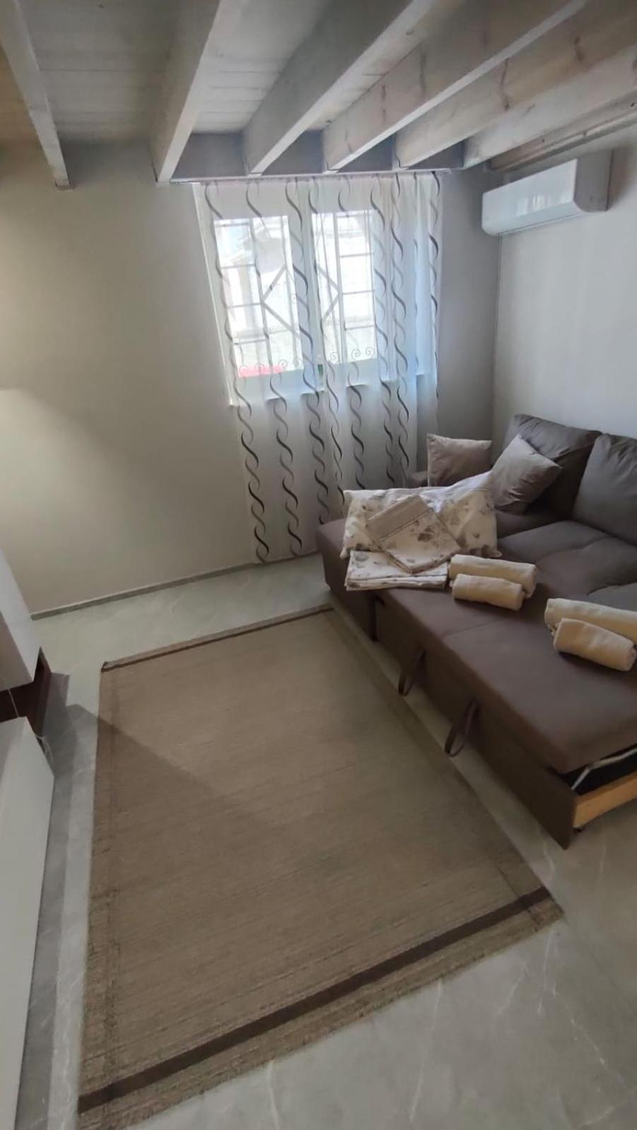 Louis Home Syracuse Екстер'єр фото